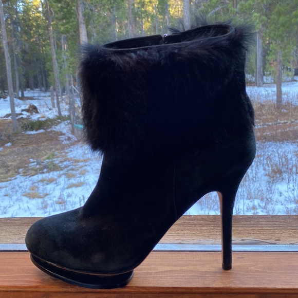 Black BCBG heeled suede with fur boots - Picture 4 of 4